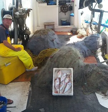 Eftopia Pansion 3* Martíno