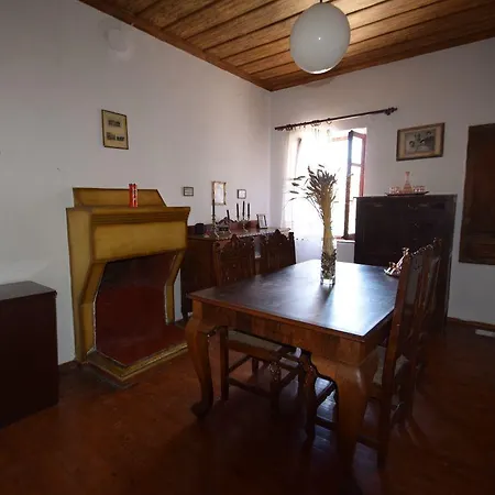 Eftopia Pansion 3* Martíno