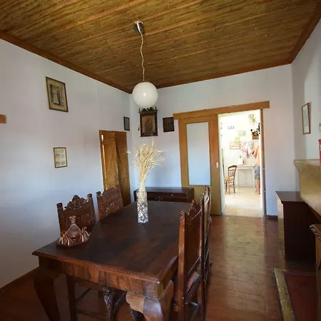 Eftopia Pansion Guest house *