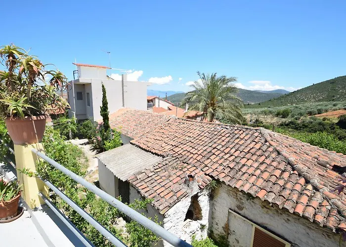 Eftopia Pansion 3* Martinon